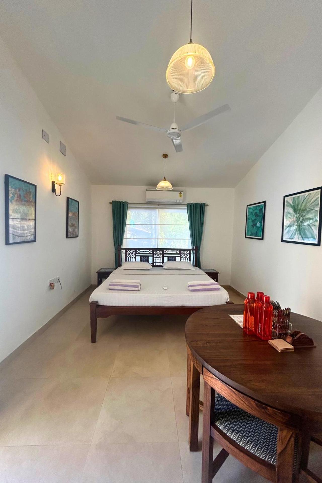 Jungle Hut-Annabelle'S Beach Apartments At Bernard Simao,Calangute,Goa Кандолим Экстерьер фото