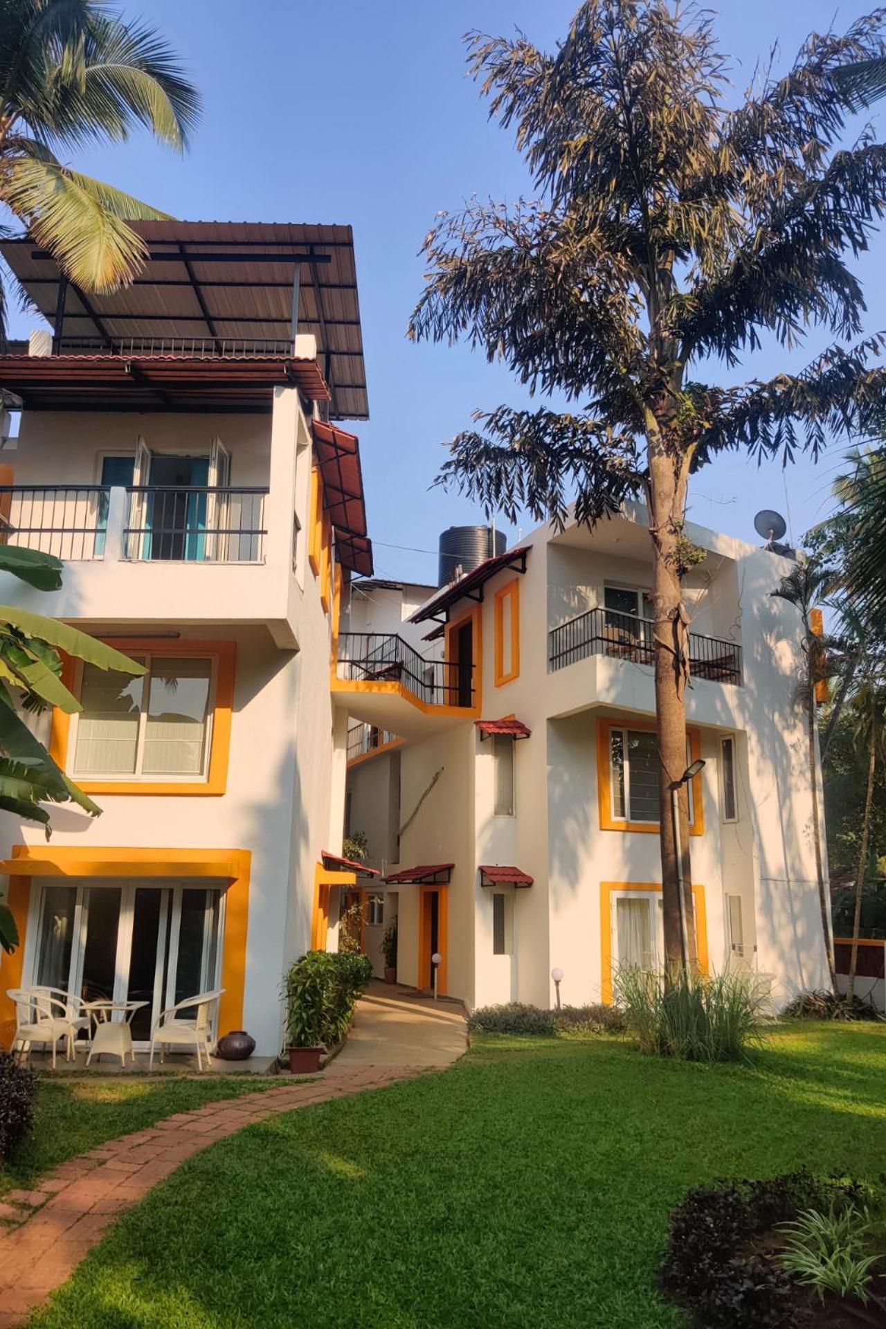 Jungle Hut-Annabelle'S Beach Apartments At Bernard Simao,Calangute,Goa Кандолим Экстерьер фото